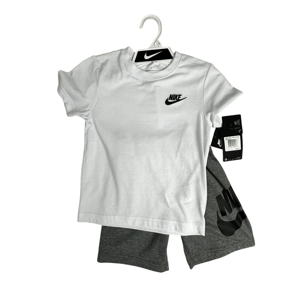 Nike 2PC Set T-Shirt & Shorts Outfit Matching Set Activewear Size 6 NWT